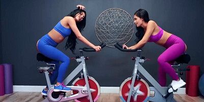 Reality Kings - Big Butt Lesbians Teens Eat Ass at the Gym