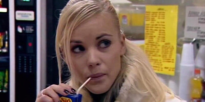 SOFFOCAMI Domine Moi! Intelectuales Viciosos - Lucy Lee