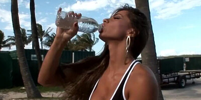 Splendid Latina Esperanza Gomez moans as a hard cock penetrates her