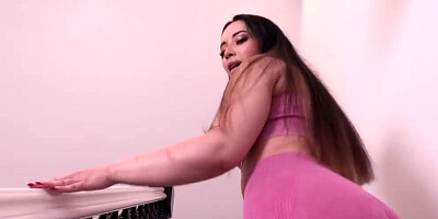 Big Ass Aria Lee Is Slutty Stepdaughter Waiting To See Step Dad'S Huge Dick