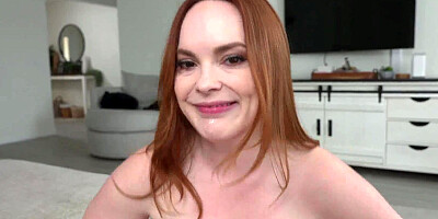 Stepmom Her Tits While She Phone Call With My Dad - Summer Hart