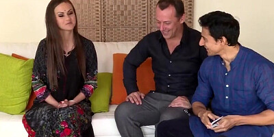 Diwali Party Turned Into 3some Anal With Bhabhi & Wife 001