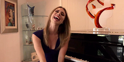 PropertySex Highly Motivated Real Estate Agent Bangs Homeowner to Convince him to Sell Home