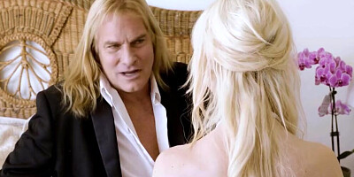 DADDY4K. Cute blonde and grooms hot daddy have affair in the bedroom