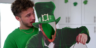 Braylin Baileys Gets a Surprise Fuck from a Leprechaun Glory Hole with Stepbro - S28:E6