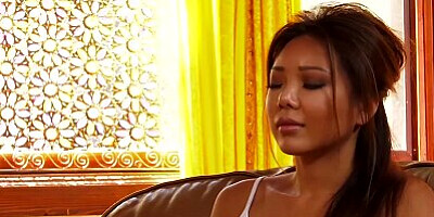 Girls Grind - Super Hot Lesbian Threesome On The Couch With Brenna Sparks, Ayumi Anime And Friend