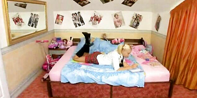 Tireless Kimmy's schoolgirl (18+) dirt