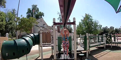Thickumz - Fit Blond Babe Shakes Her Ass All Over Town