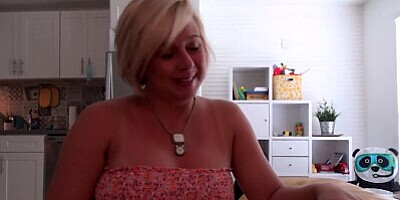 With Ms. Brianna - Brianna Beach - Step Mom Comes First