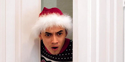 Threesome with a girl and her stepmom is the best Christmas gift