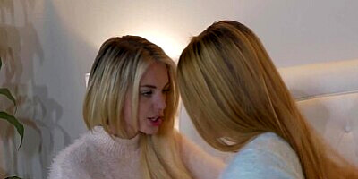 Stunning Blonde Babes Abby Cross & Blake Eden Share & Fuck Metallic Dildo