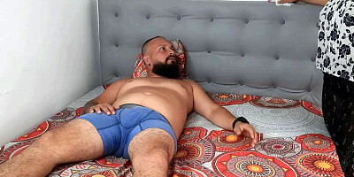 I fuck my stepsister's big ass in our house