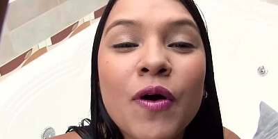 Ramon Nomar is fucking blonde girl Sofi Goldfinger under the bridge