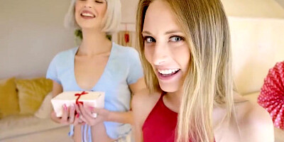 Kyler Quinn & Friend's Fiery Lingerie result in FFM