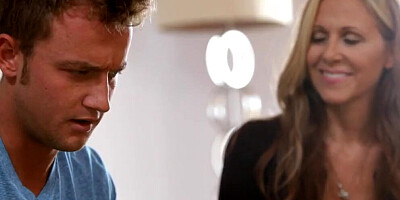 Halle Von & Julia Ann are having a 3some with one horny lad