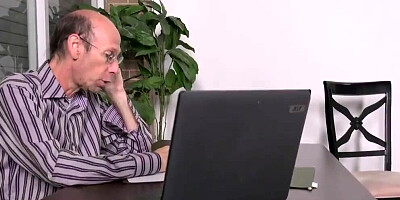 Brooklyn Rose Fucks a Black Guy in Front of her Step Daddy