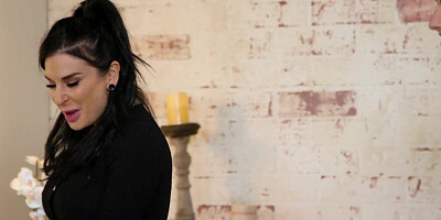 Tattooed babe seduced by her lesbian masseuse into pussy licking and face sitting