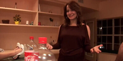 Amateur MILF is getting bonked in this hot homemade footage