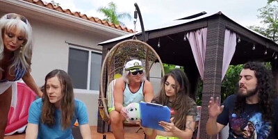 Curvy mature blonde is jumping on pool boy's cock outdoors