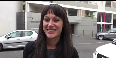 Amateur MILF agrees to participate in sex orgy for some cash