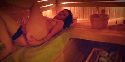 Amateur girl was caught masturbating in a sauna and asked for a POV blowjob