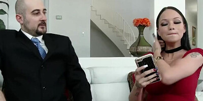 Super Hot Cuckolding Housewife Raven Bay Gets Her Fine Ass Cum Sprayed