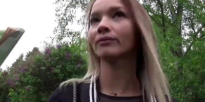 Amateur blonde agrees to give head on the camera for some cash