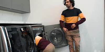 BRAZZERS - Sweet Vickie Lets Workers Rico Hernandez & Max Fills Fix The Laundry & Her Hungry Pussy