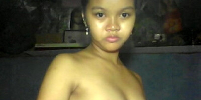 Legitimate YEAR OLD FILIPINA LADY DISPLAYING HER KNOCKERS ON CAM