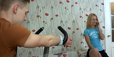 Blonde girl ties boyfriend to fitness machine and cheats on him