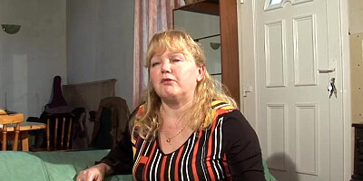 Busty mature MILF has sex with fresh hard cock 1