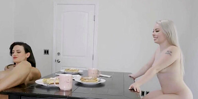 Penny Barber & Haley Spades are sharing dude's hard prick