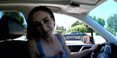 Cute girl provided her boyfriend with a quick POV blowjob in a car