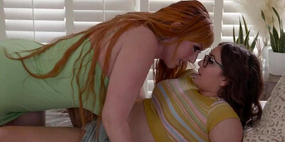 Lauren Phillips & Leana Lovings Curvy Stepmom Lauren Phillips Gets Leana Lovings To Open Up Girl GirlXXX