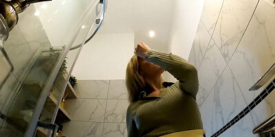 Watch extraordinary bunny's trailer