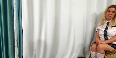 Stepdad fucks and cums in stepson's girlfriend