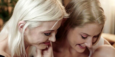 Tiffany Tatum and Zazie Skymm's nipple sucking sex by Girls Way