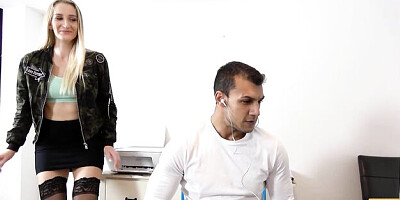 Pie 4K featuring inamorata's stockings sex