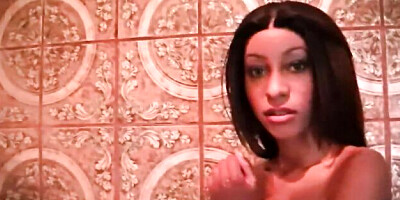 Beauty Trisha's selfie smut