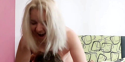 Amateur couple is having sex in front of the phone