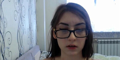 Nerdy amateur girl polishes knob and gets fucked from behind