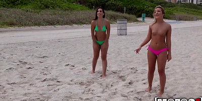 Mofos - Topless Beach Party