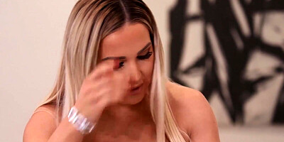 Manuel Ferrara and chubby blonde Amber Jade are fucking with passion