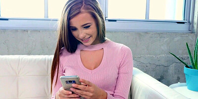 White lady never had a cock this big up her pussy and she loves it