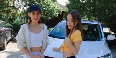 REALITY KINGS - Dean Van Damme Takes Pictures Of Tiffany Tatum & Kate Quinn Asses And Tits