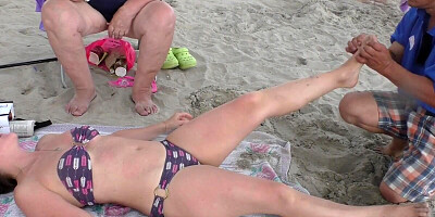 Naughty masseur touches that mature woman everywhere during a massage session