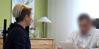 European blonde wants to lend some money at any cost