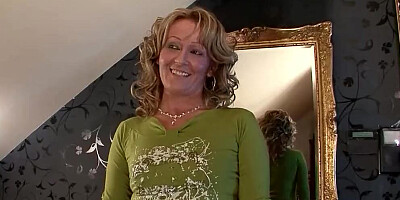 MATURE MOM TRICKED INTO ANAL SEX BY HUGE COCK YOUNG GUY