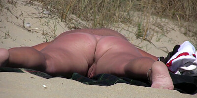 Amateur NUDIST Voyeur Fat MILF Close-Up Video