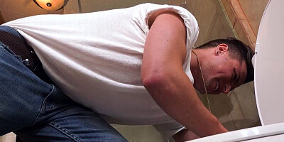 Slutty redhead cougar Lauren Phillips is fucking with plumber Jay Romero